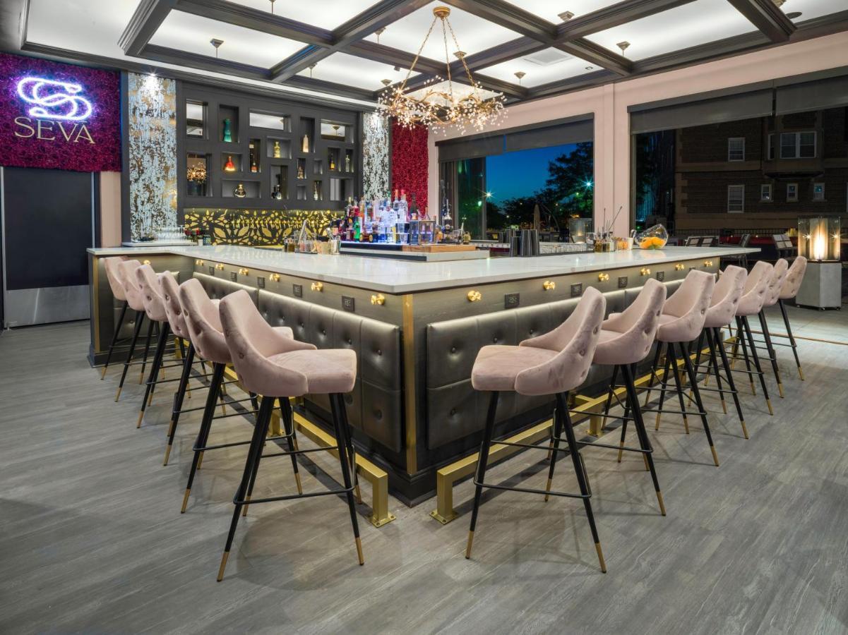 Voco Niagara Falls - The Cadence By Ihg Eksteriør billede The bar at NOVA